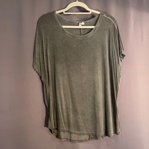 Grey short sleeve knit top